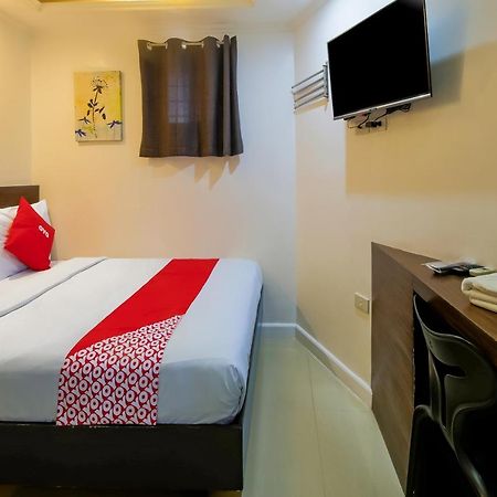 Capital O 860 Nest Nano Suites Makati Manila Eksteriør billede