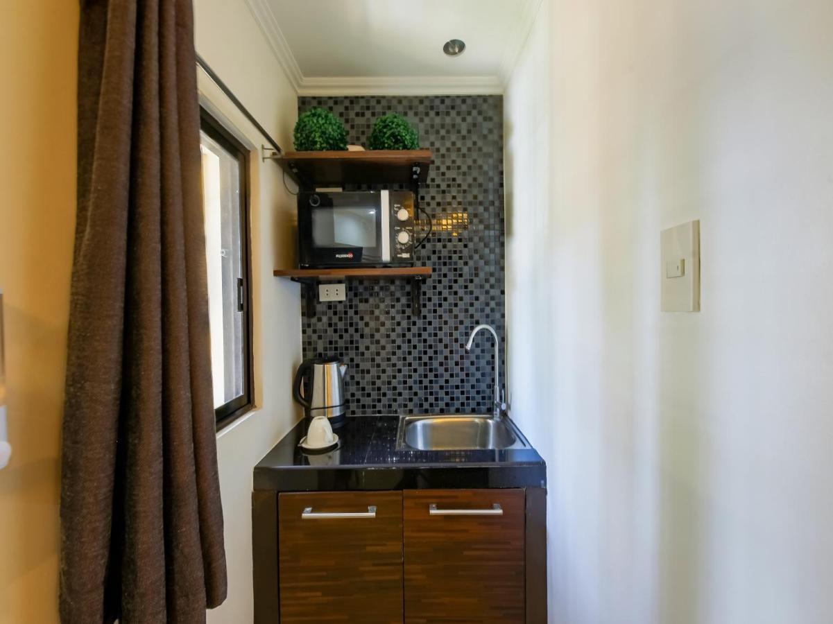 Capital O 860 Nest Nano Suites Makati San Pedro Makati Eksteriør billede